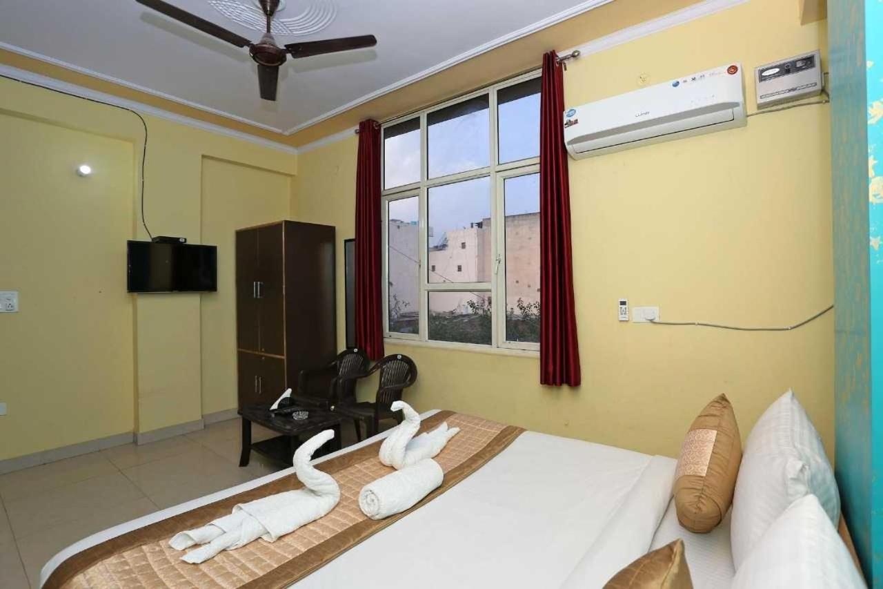 Hotel O Airport Plaza By Palace Nowe Delhi Zewnętrze zdjęcie